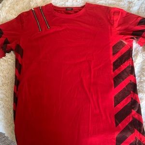 Men’s red t-shirt with zippers